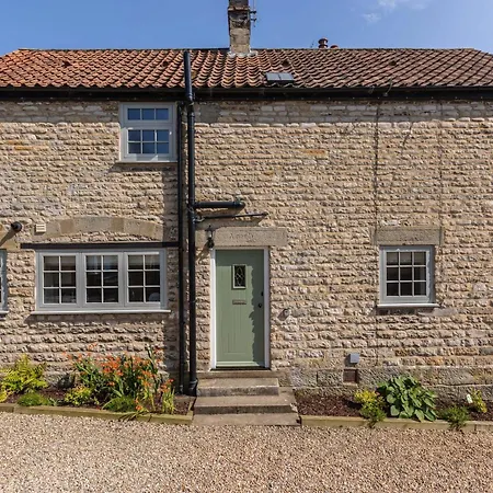 Hall At Noelles * 피커링